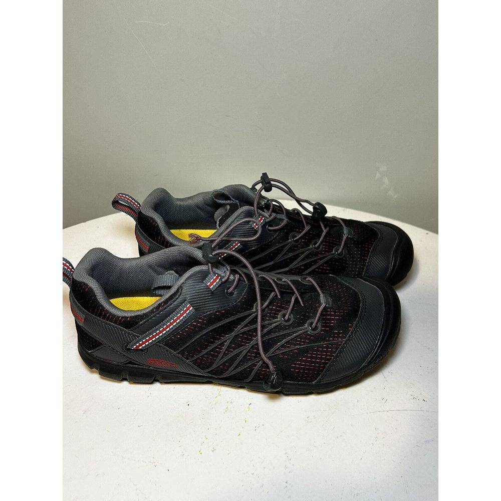 Keen Chandler CNX Hiking Shoe Boot Low Women Size 7.5 Men 6 Lock Lace Red‎ Black